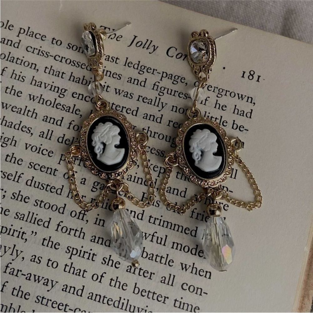 Vintage style drop N411